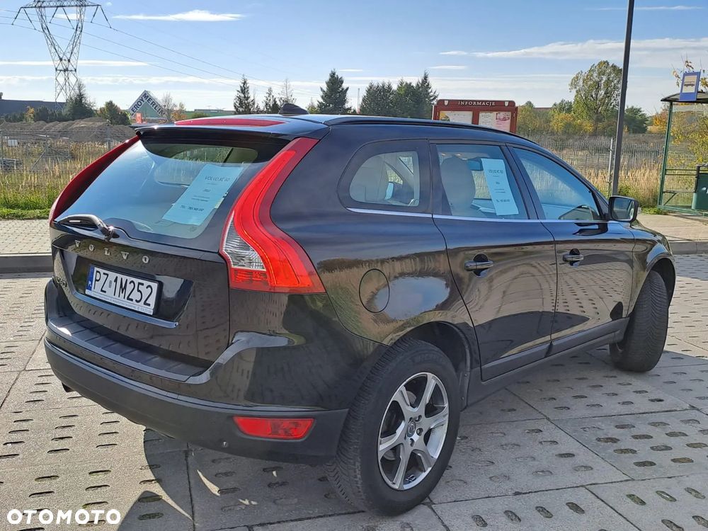 Volvo XC 60 D3 Momentum - 3