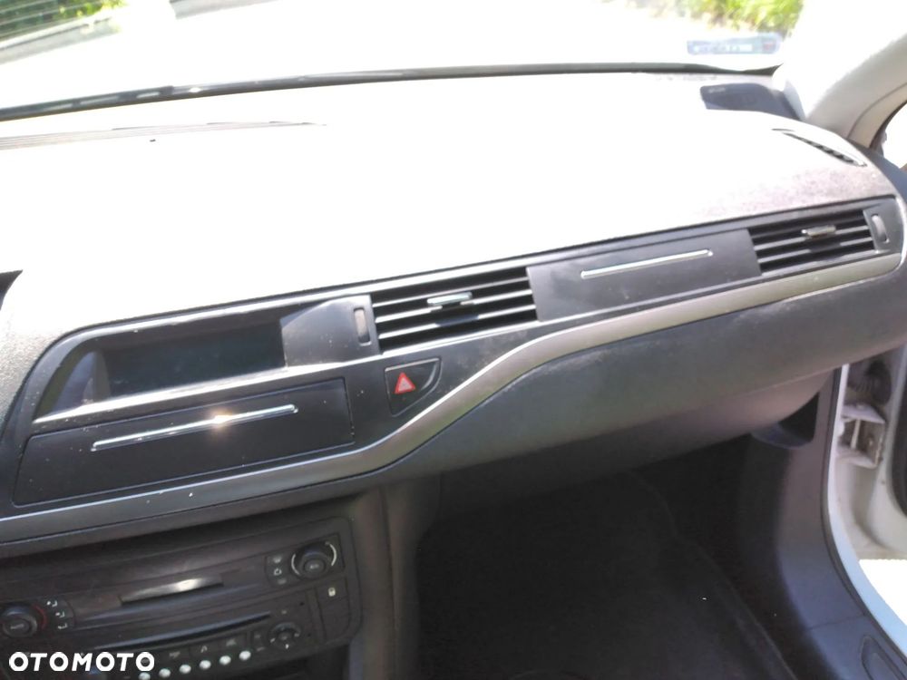 Citroën C5 1.6 HDi Attraction - 19