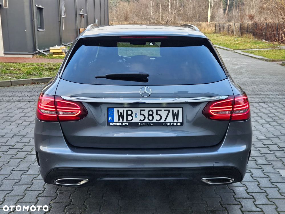 Mercedes-Benz Klasa C 180 9G-TRONIC - 31