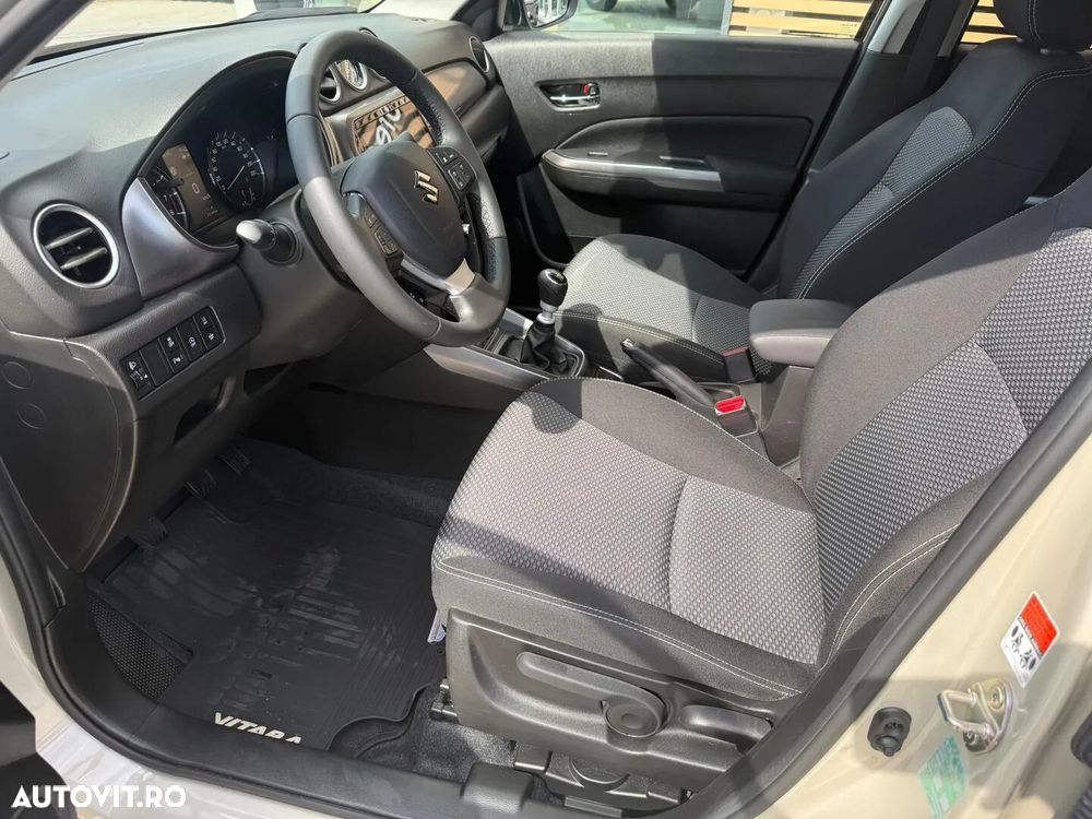 Suzuki Vitara 1.4 Boosterjet MHEV Passion - 21