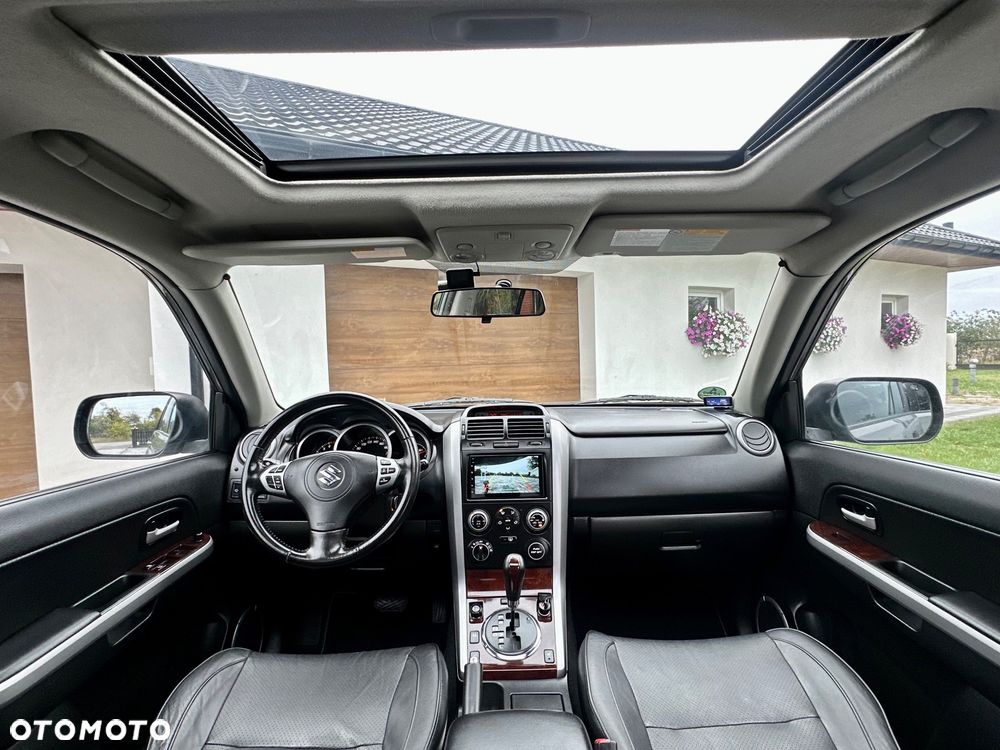 Suzuki Grand Vitara 2.0 De Luxe - 9