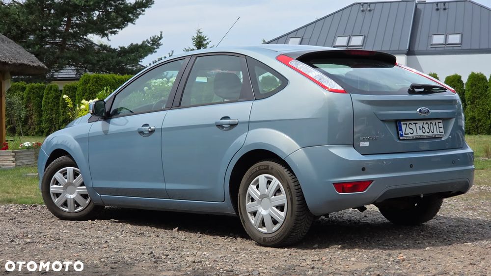 Ford Focus 1.4 16V Style+ - 8