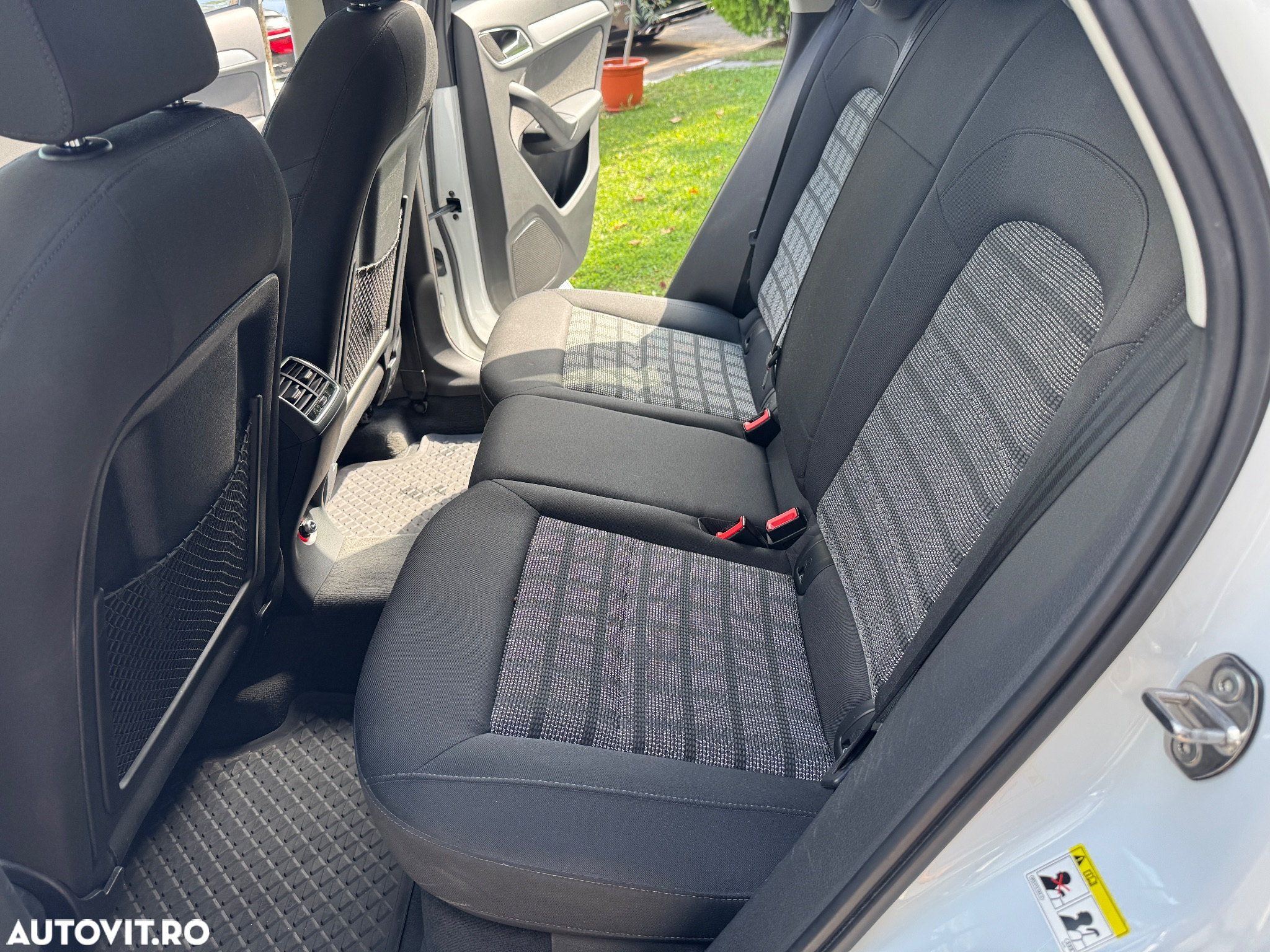 Audi Q3 2.0 TDI Quattro S tronic design - 6