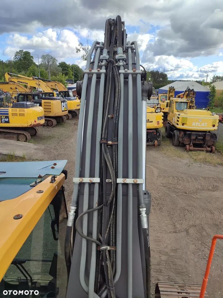 Volvo EC 220 EL - 23