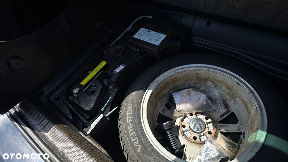Volkswagen Passat 2.0 TDI Highline DSG - 38