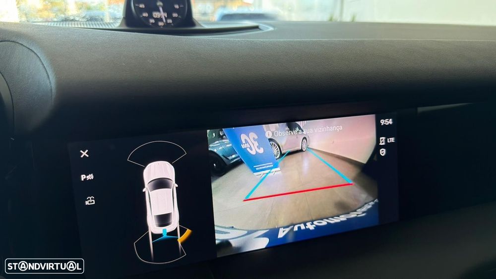 Porsche Taycan Standard - 11