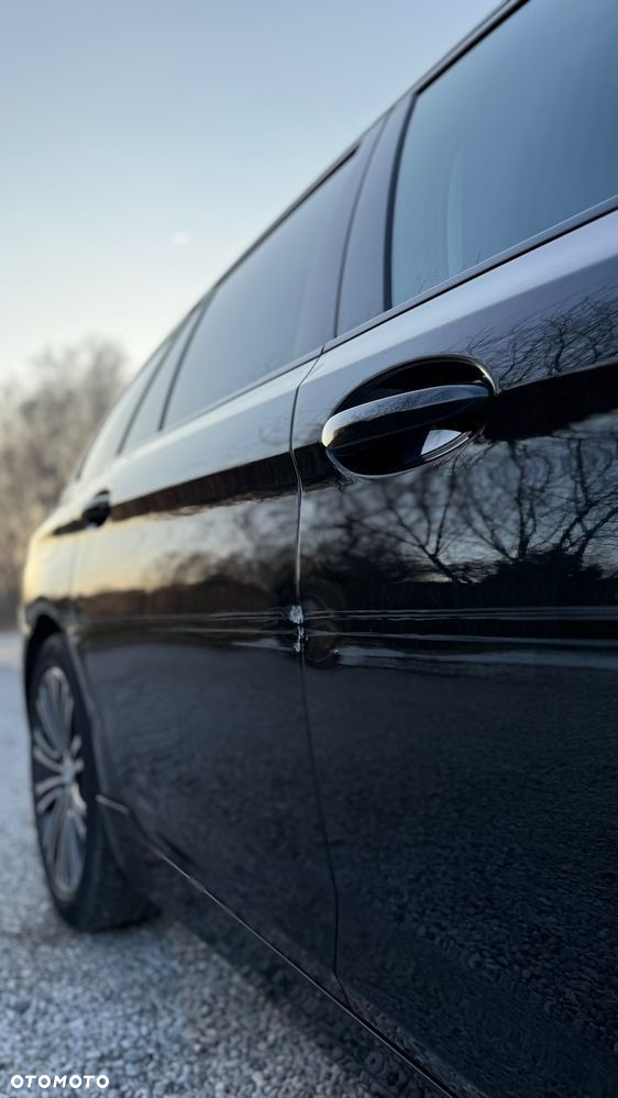 BMW Seria 5 518d - 3