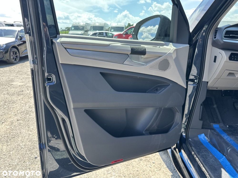 Volkswagen California - 11
