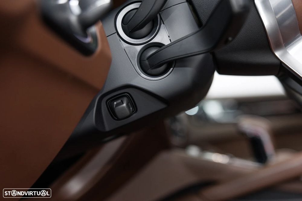 Porsche Cayenne Coupé E-Hybrid - 34