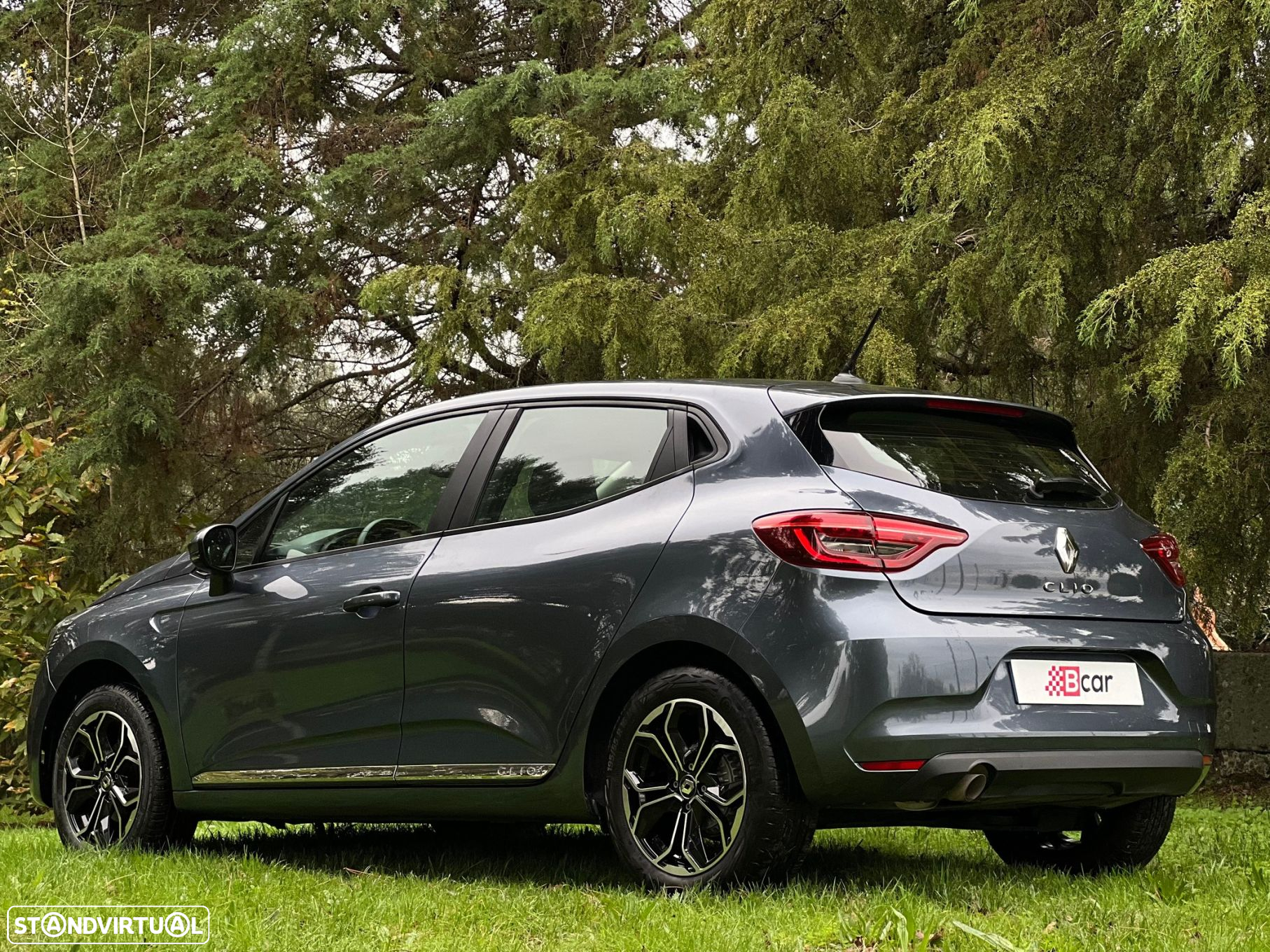 Renault Clio 1.0 TCe Techno - 19