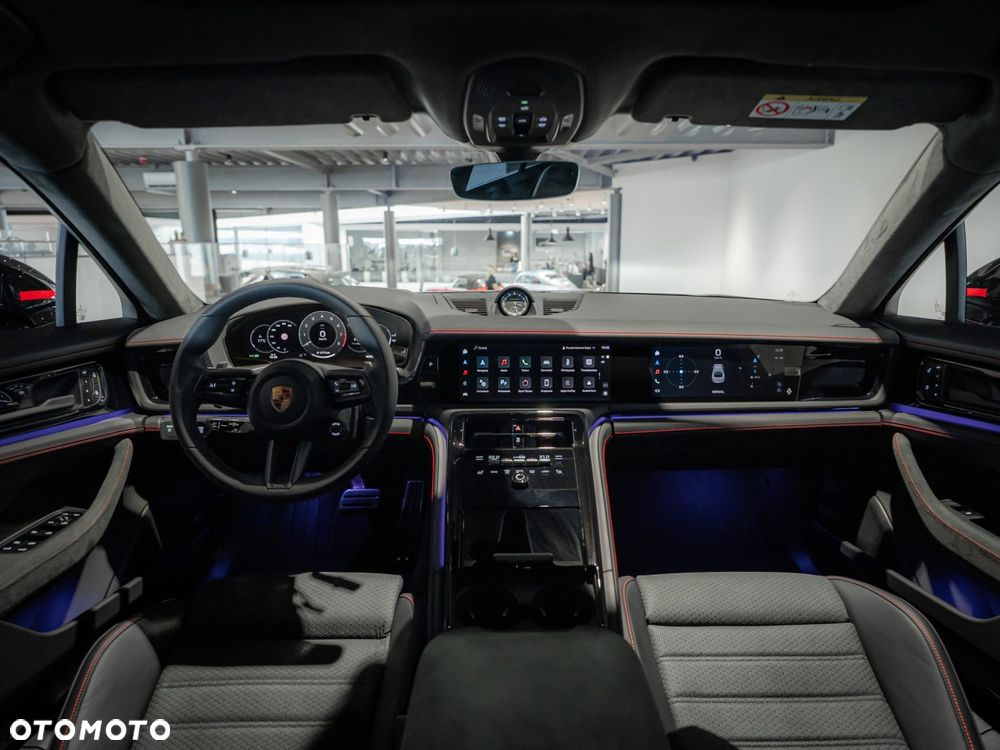 Porsche Panamera GTS - 22