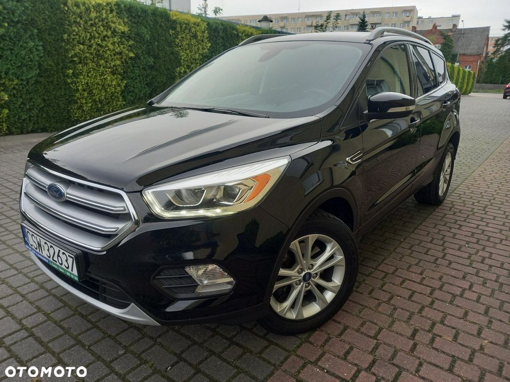Ford Kuga 2.0 TDCi FWD Titanium Plus - 4