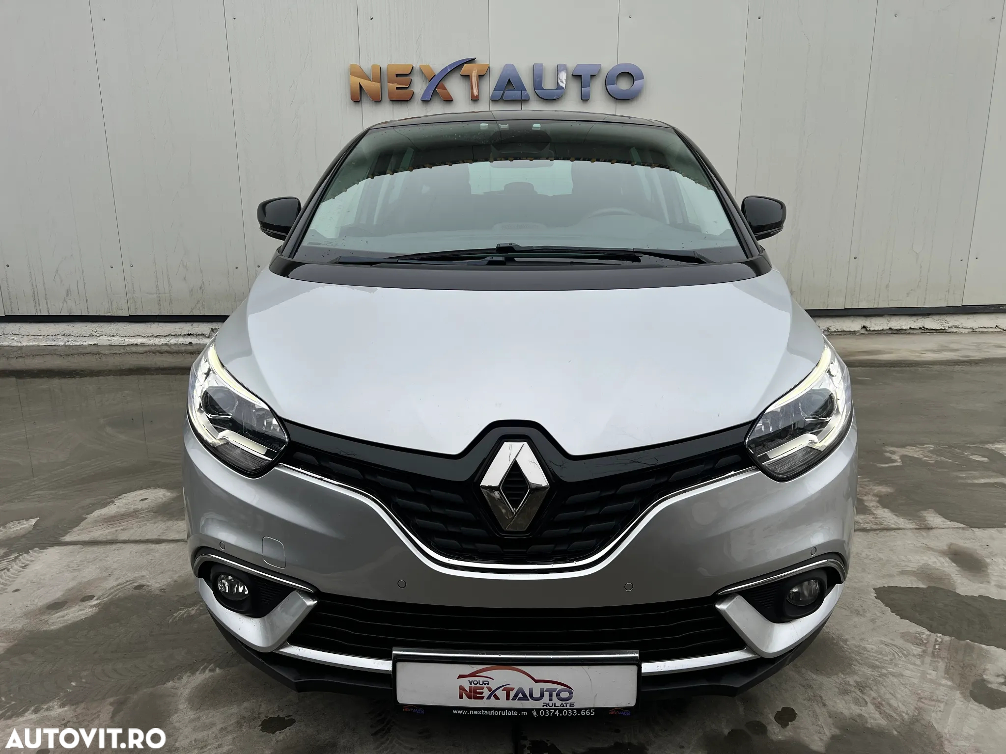 Renault Grand Scenic - 25