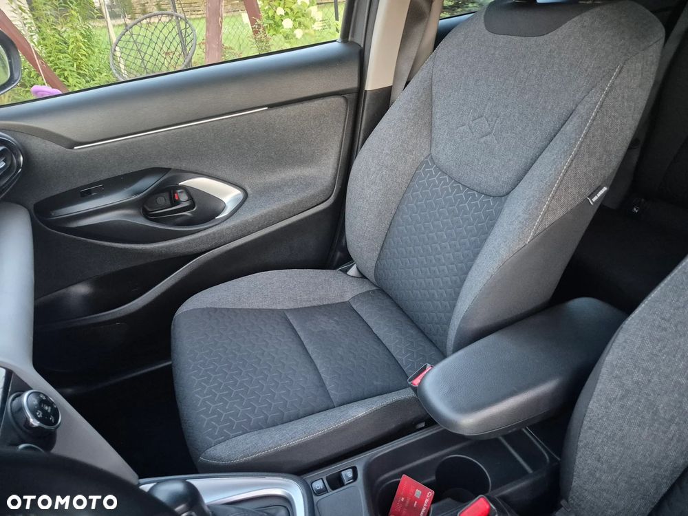 Toyota Yaris Cross - 18