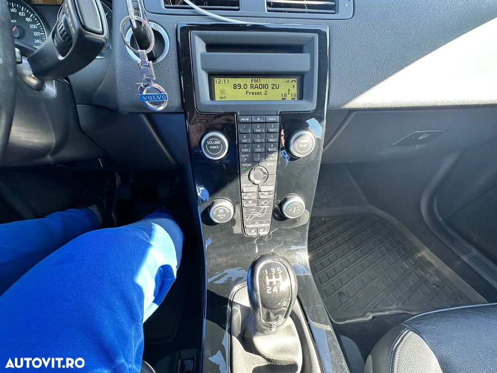 Volvo S40 1.6D DPF DRIVe Momentum - 9