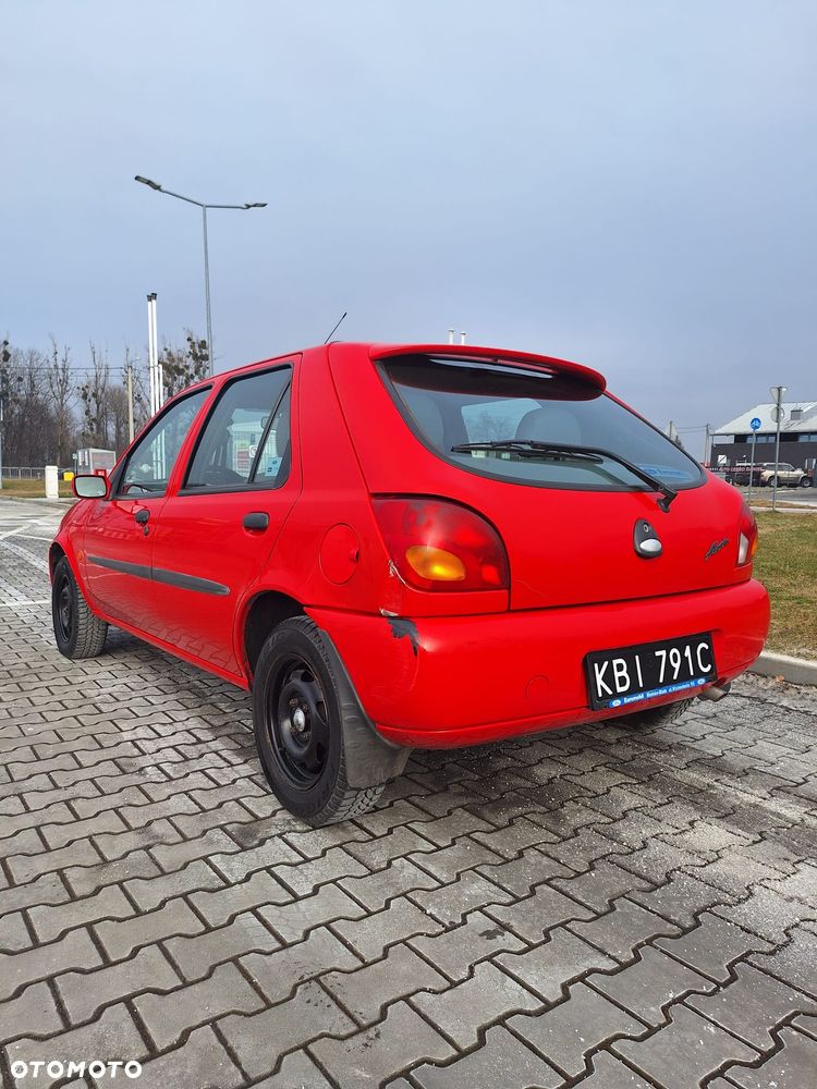 Ford Fiesta 1.25 Ambiente - 2