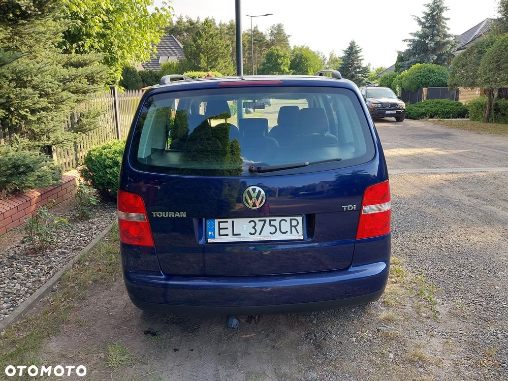 Volkswagen Touran 1.9 TDI DSG Trendline - 6