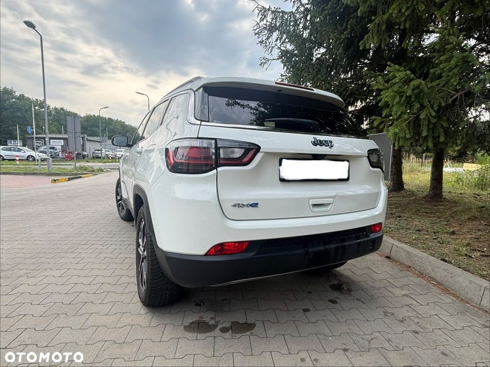 Jeep Compass - 10