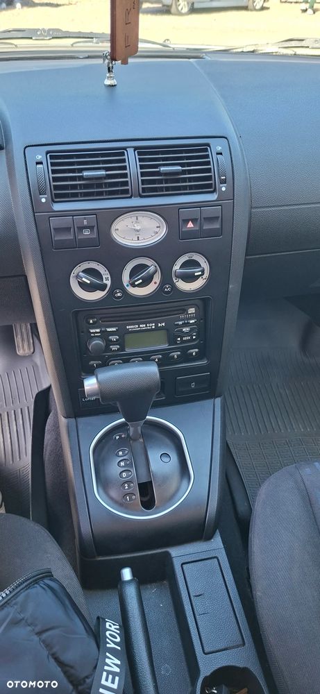 Ford Mondeo - 10