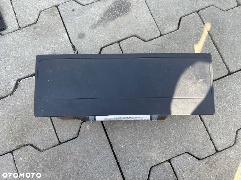 VW Passat B8 poduszka powietrzna kolanowa kolanówka 3G2880842F - 2