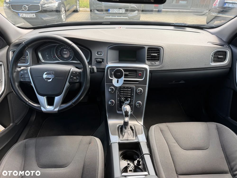 Volvo S60 D4 Drive-E Momentum - 20