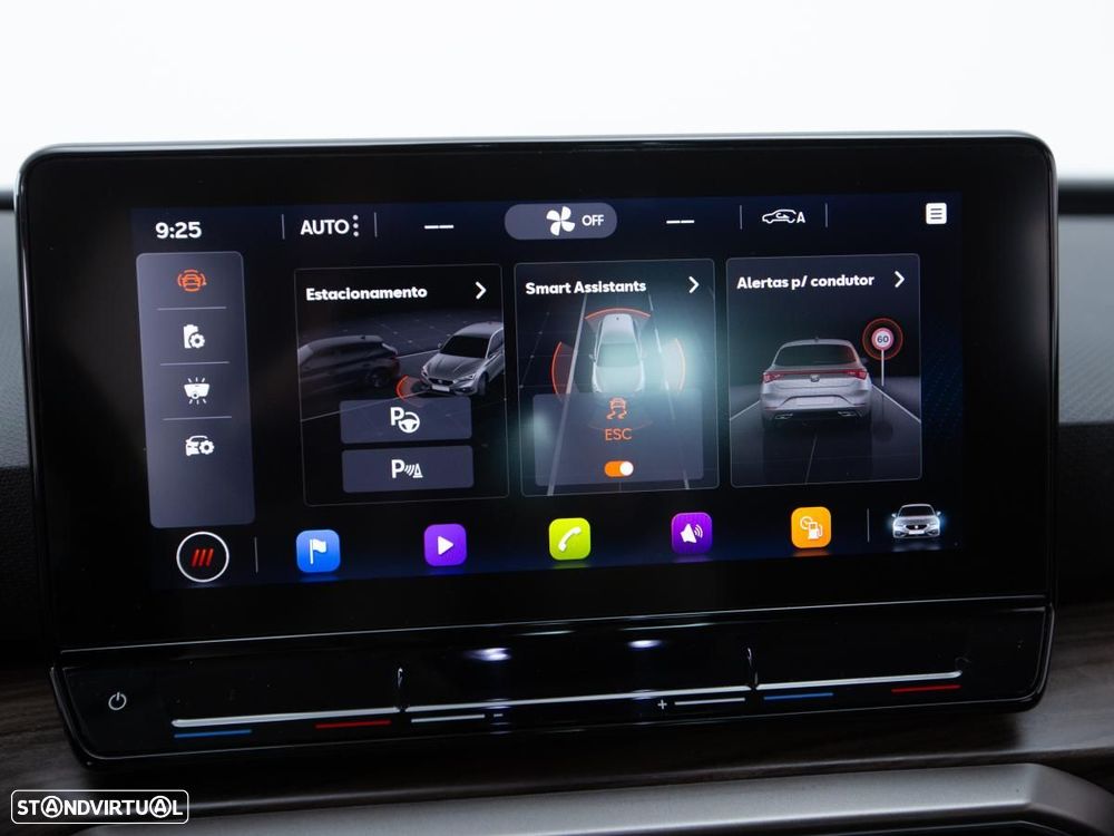 SEAT Leon 1.4 e-Hybrid Xcellence DSG - 22