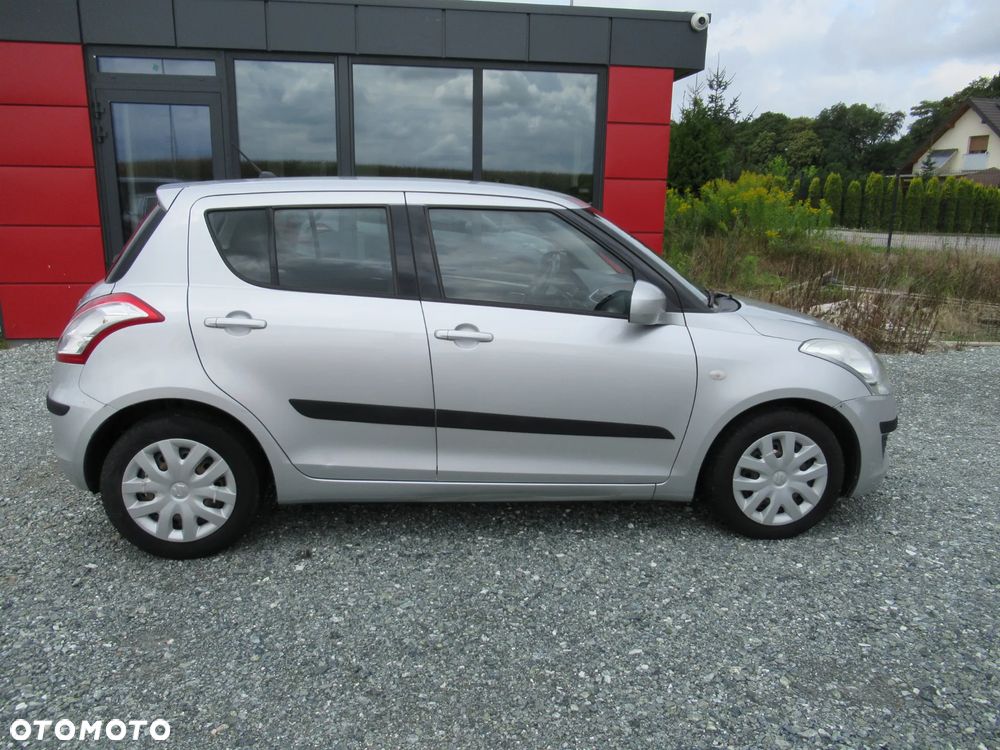 Suzuki Swift - 11