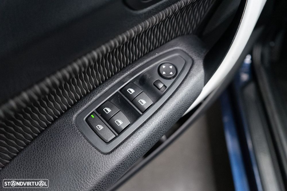 BMW 118 d Sport - 17