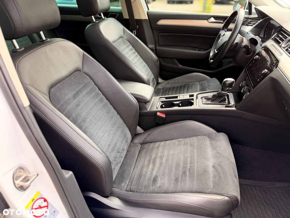 Volkswagen Passat - 28