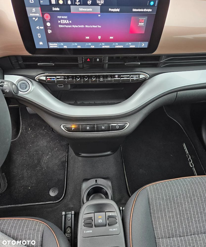 Fiat 500e - 10