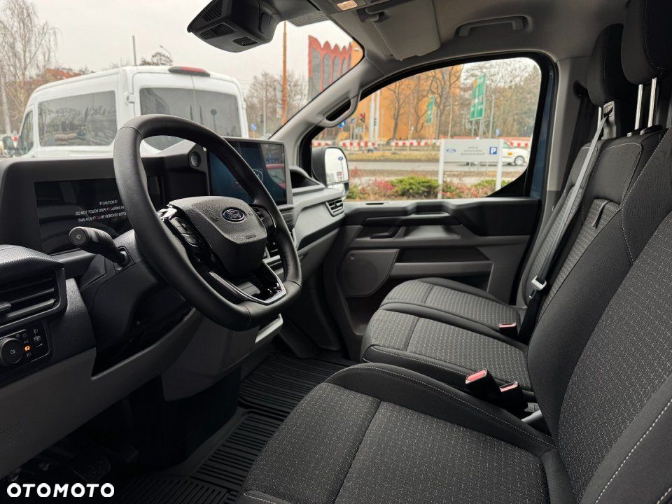 Ford Transit Custom - 8