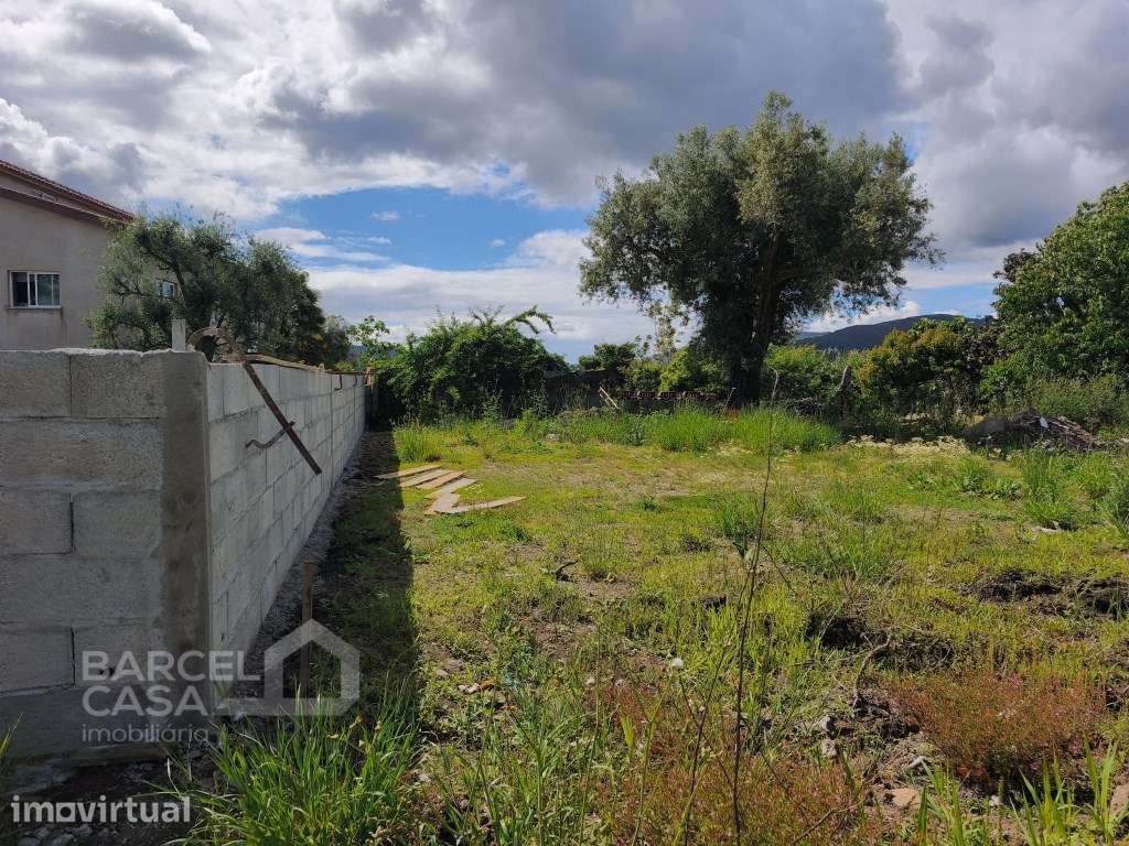Terreno de construção em Cossourado - Barcelos - Grande imagem: 5/7