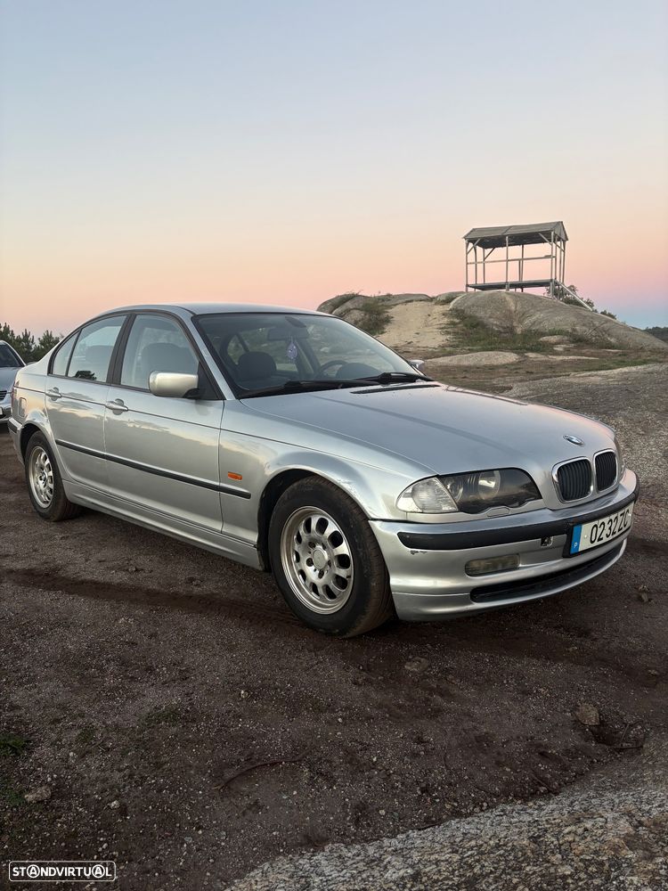 BMW 320 - 6