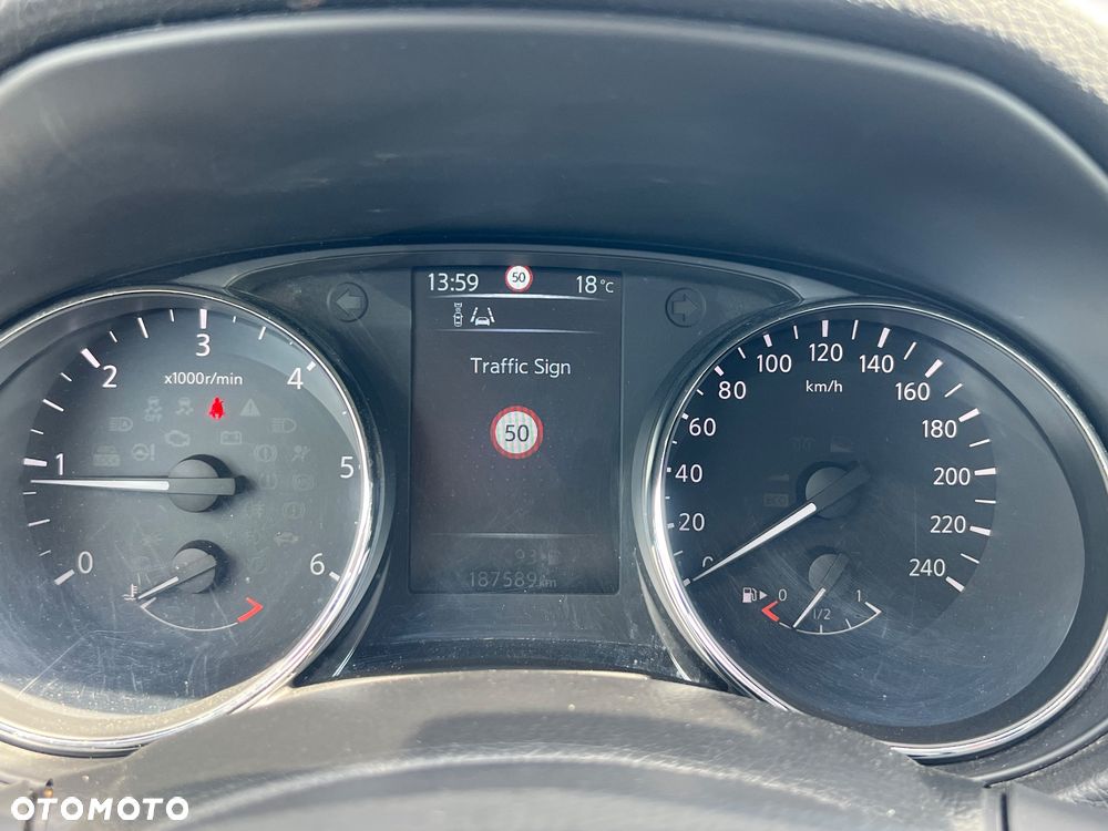 Nissan Qashqai 1.5 dCi Tekna - 18