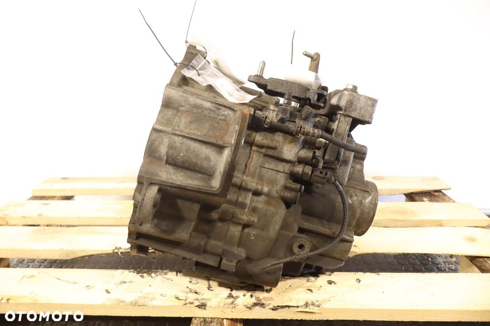 SKRZYNIA BIEGÓW 6 BIEGOWA SEAT ALTEA 2.0TDI - 3