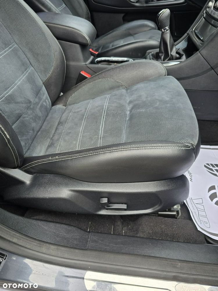 Ford Mondeo - 26