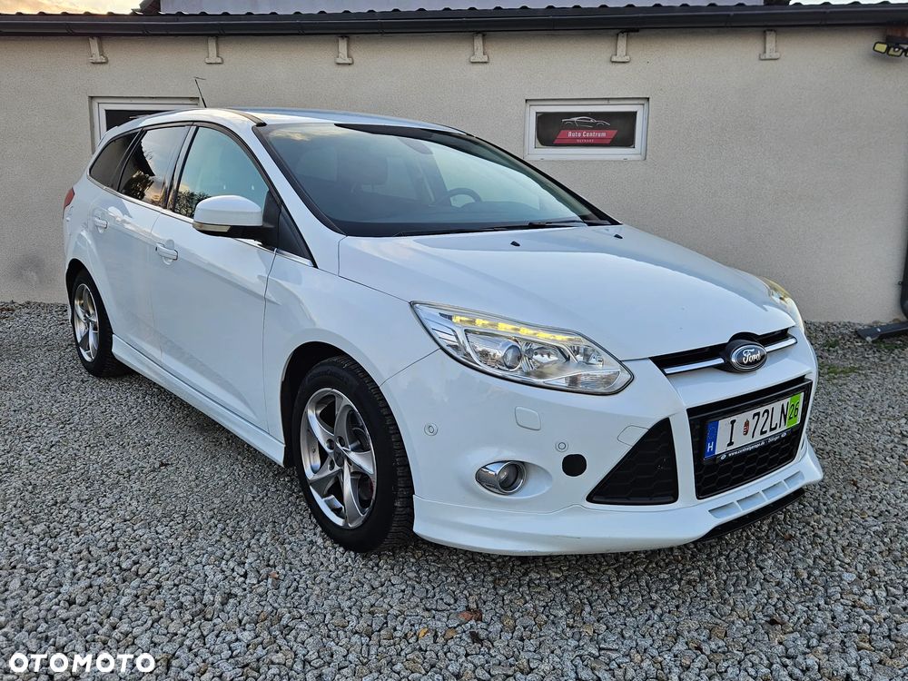 Ford Focus 2012 photo 3