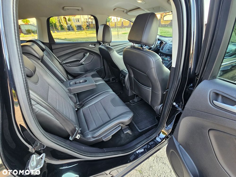 Ford Kuga - 18