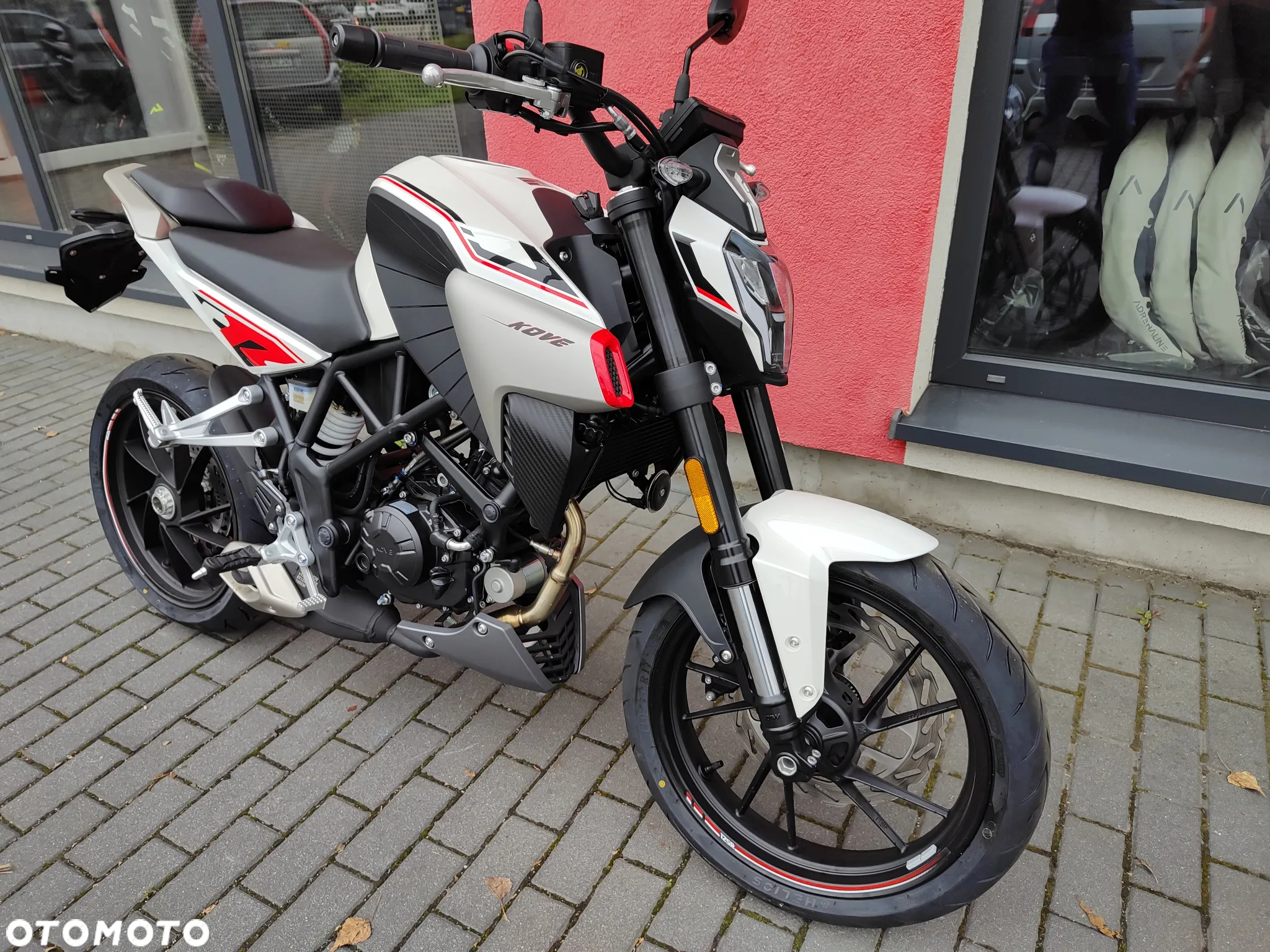 KOVE NK125R - 9