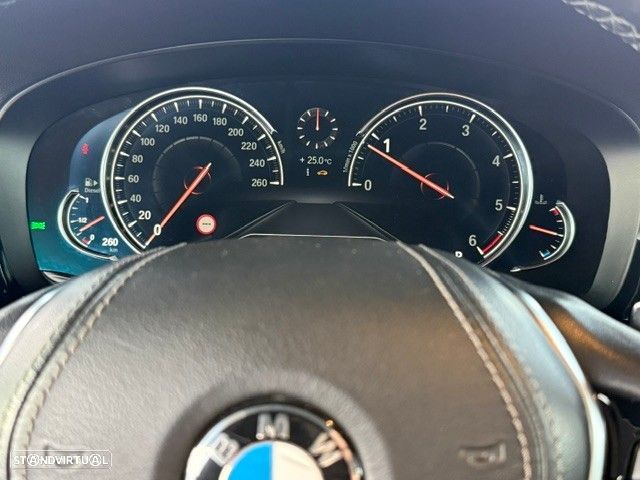 BMW 520 d Line Luxury Auto - 19
