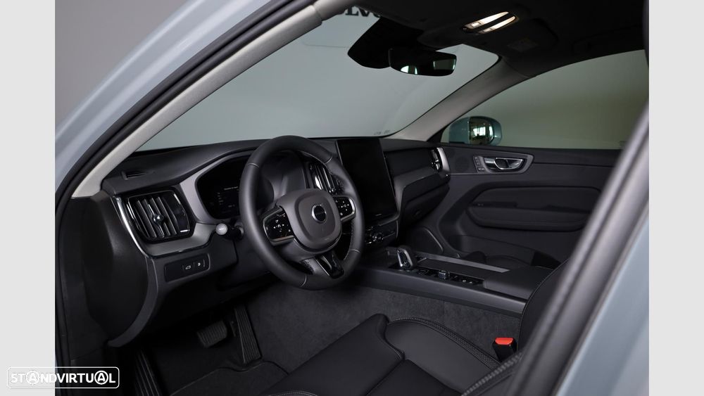 Volvo XC 60 2.0 T6 PHEV Core AWD - 9