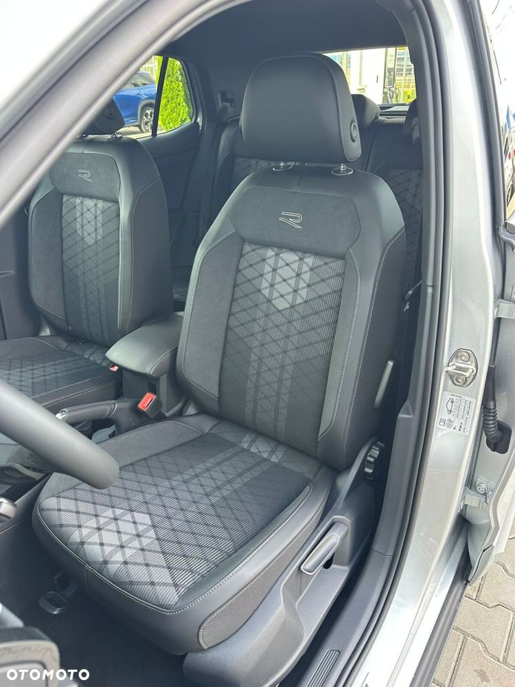 Volkswagen T-Cross 1.0 TSI R-Line Plus DSG - 13