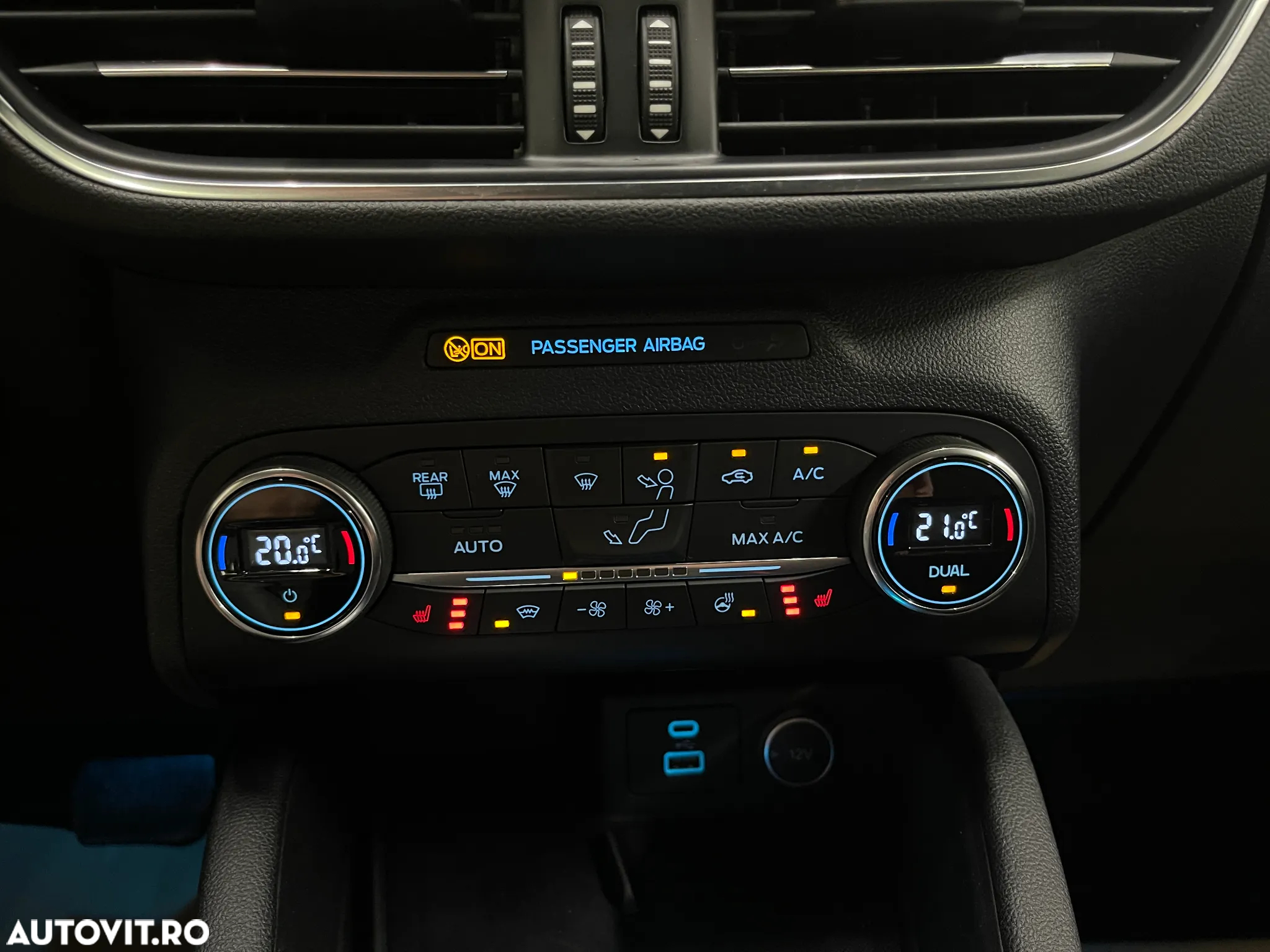 Ford Kuga 1.5 EcoBlue A8 FWD Titanium - 19