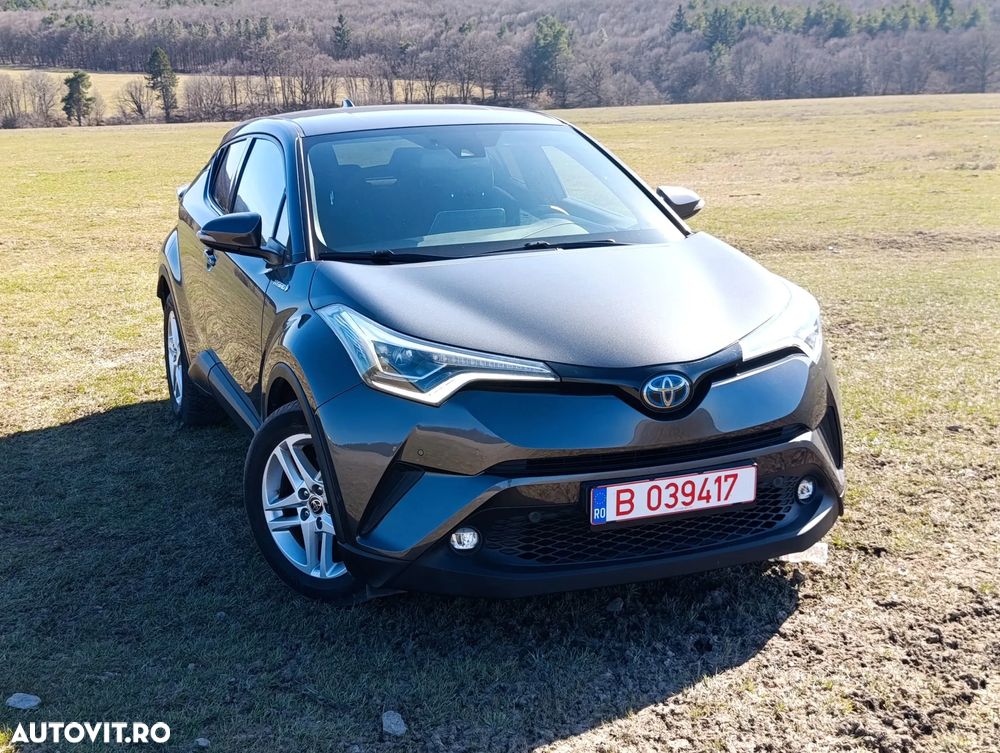 Toyota C-HR Lounge - 2