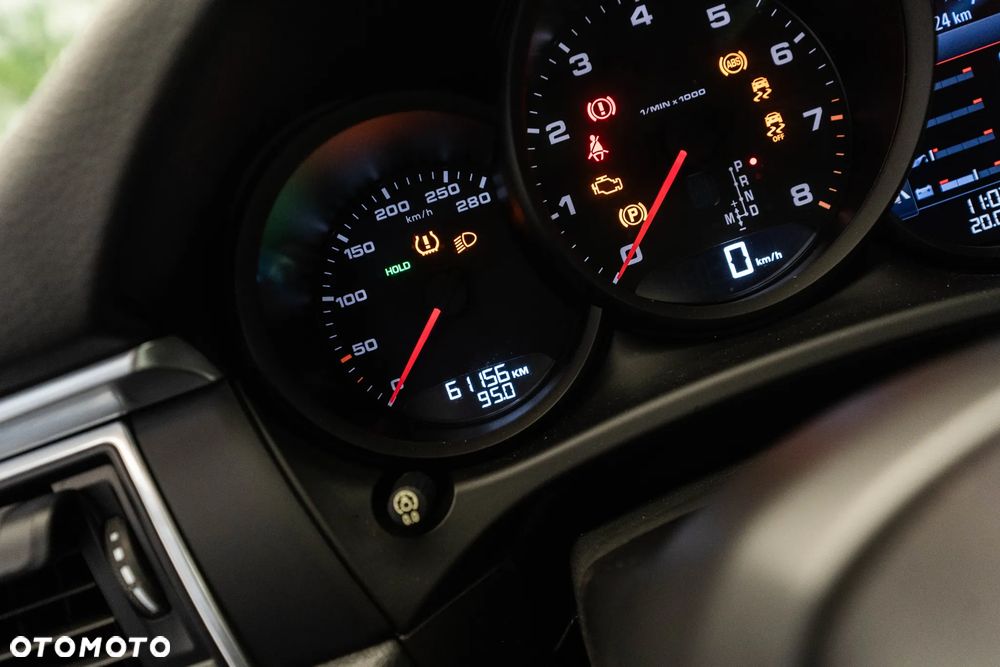 Porsche Macan - 27