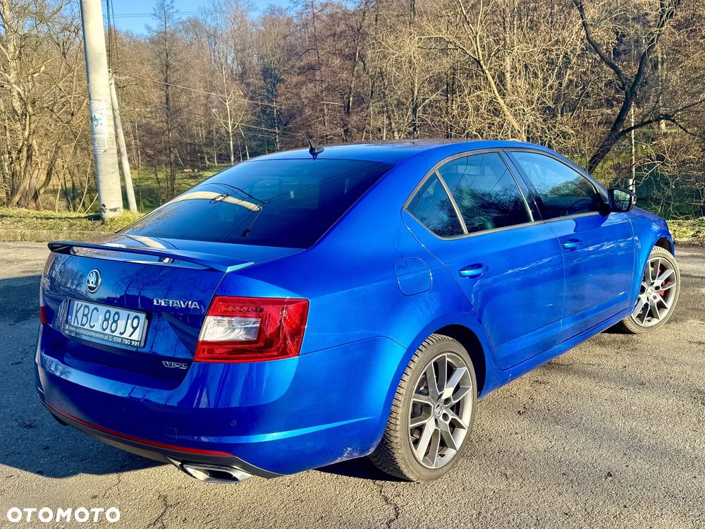 Skoda Octavia 2.0 TDI RS DSG - 8