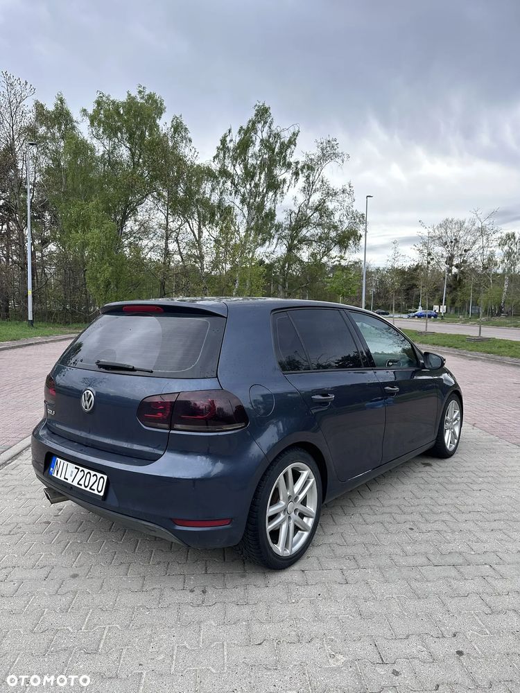 Volkswagen Golf - 5