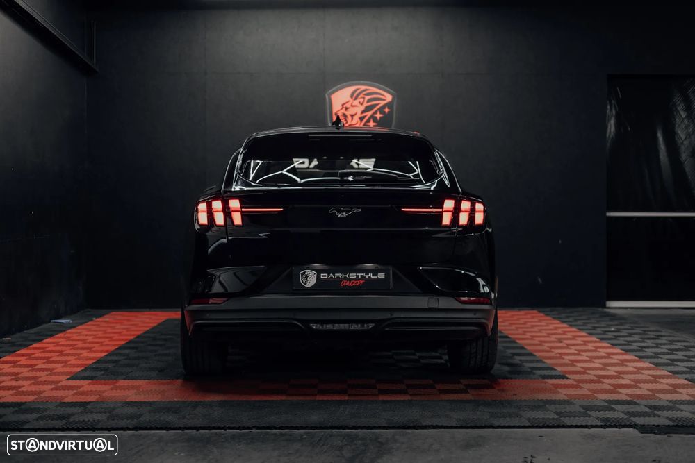 Ford Mustang Mach-E Standard - 6