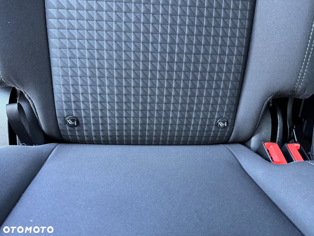 Ford Grand C-MAX - 33