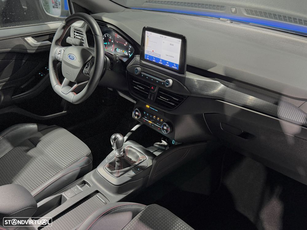Ford Focus SW 1.0 EcoBoost ST-Line X - 46